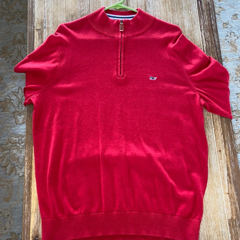 Vineyard vines cotton pull over.